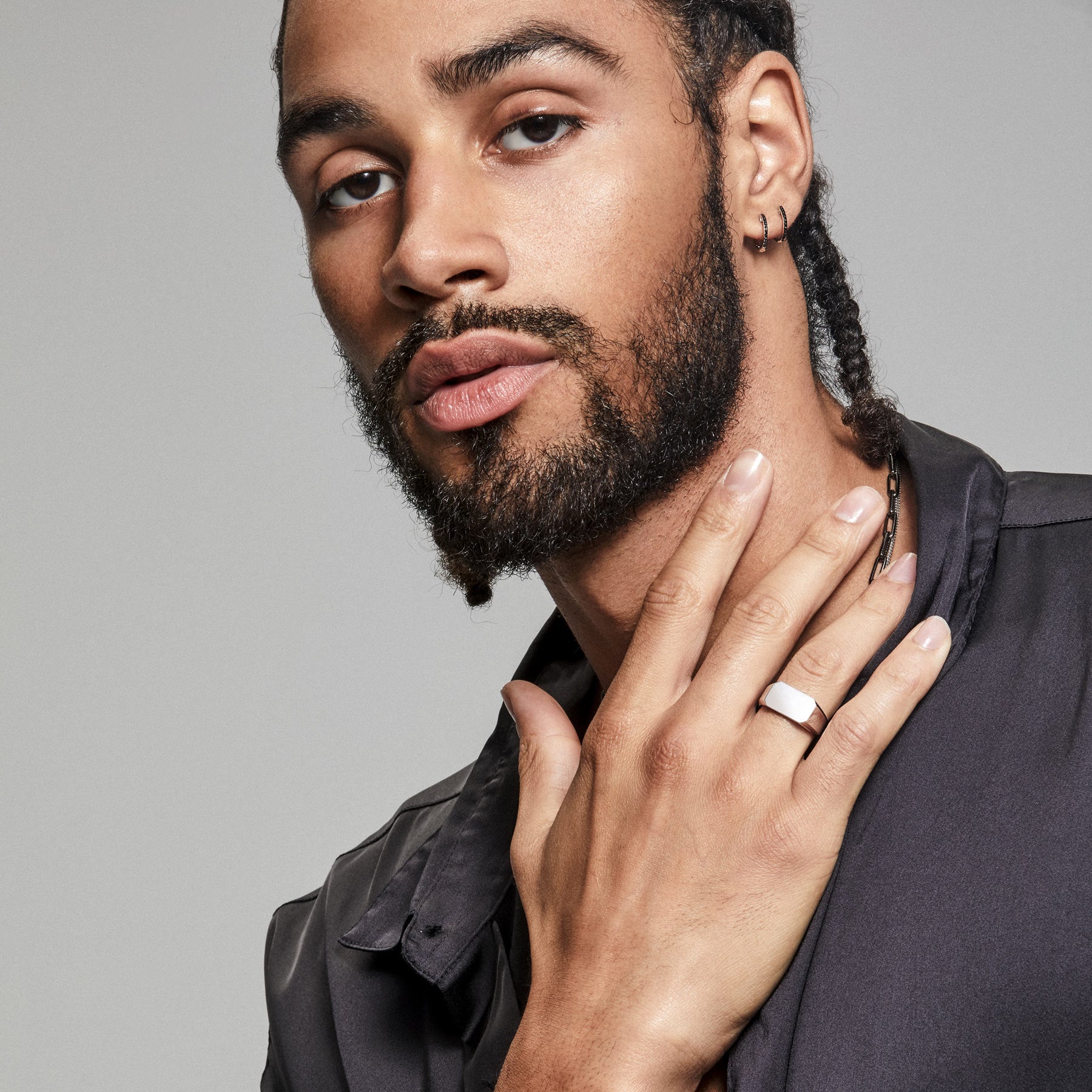 Model wearing 14KT Yellow Gold Hendrix Ring