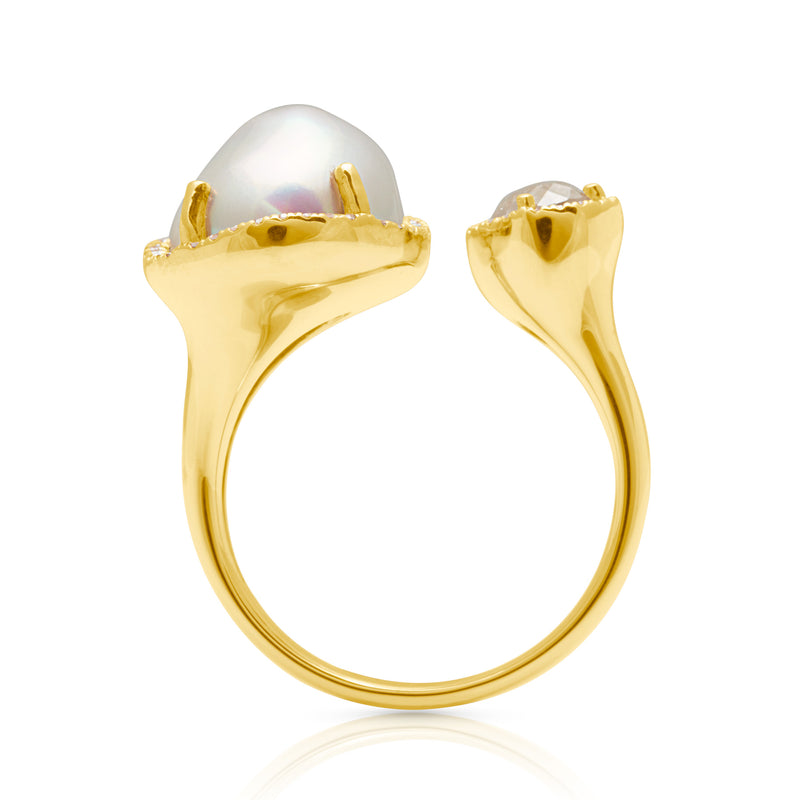 14KT Yellow Gold Baroque Pearl Rosecut Diamond Ring