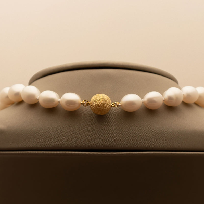 White Baroque Pearl Necklace