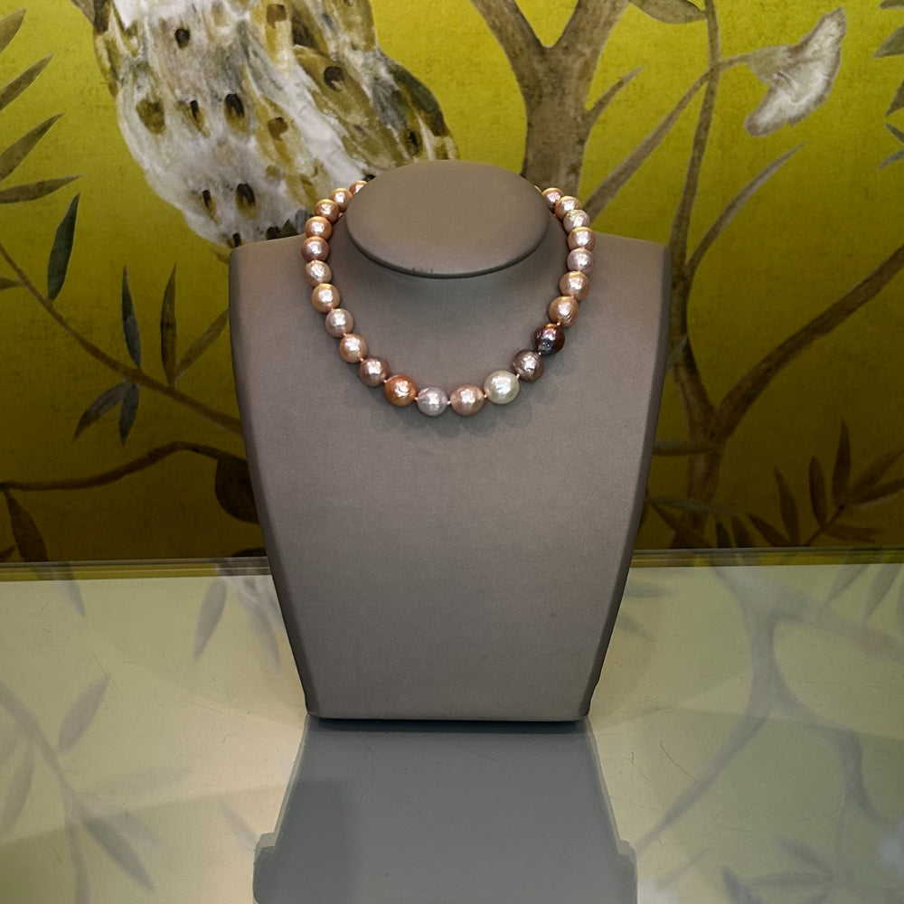 15.5" Golden Pink Pearl Necklace