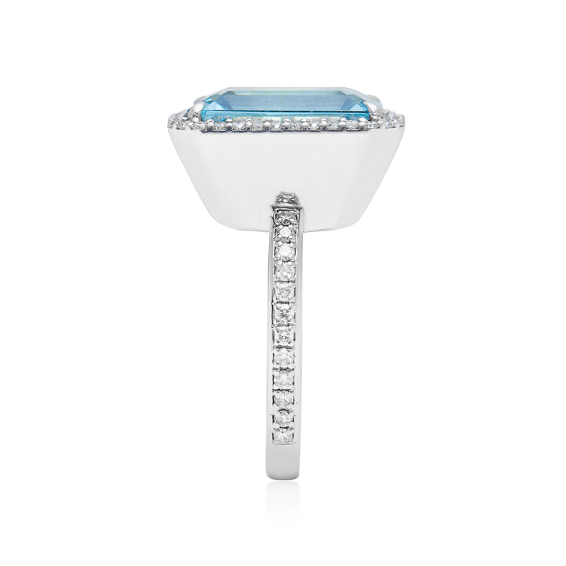 18KT White Gold Aquamarine Diamond Cocktail Ring