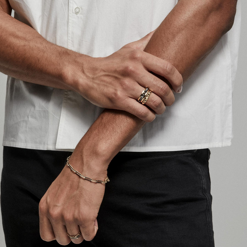 Model wearing 14KT Yellow Gold Black Rhodium Harlow Spike Ring