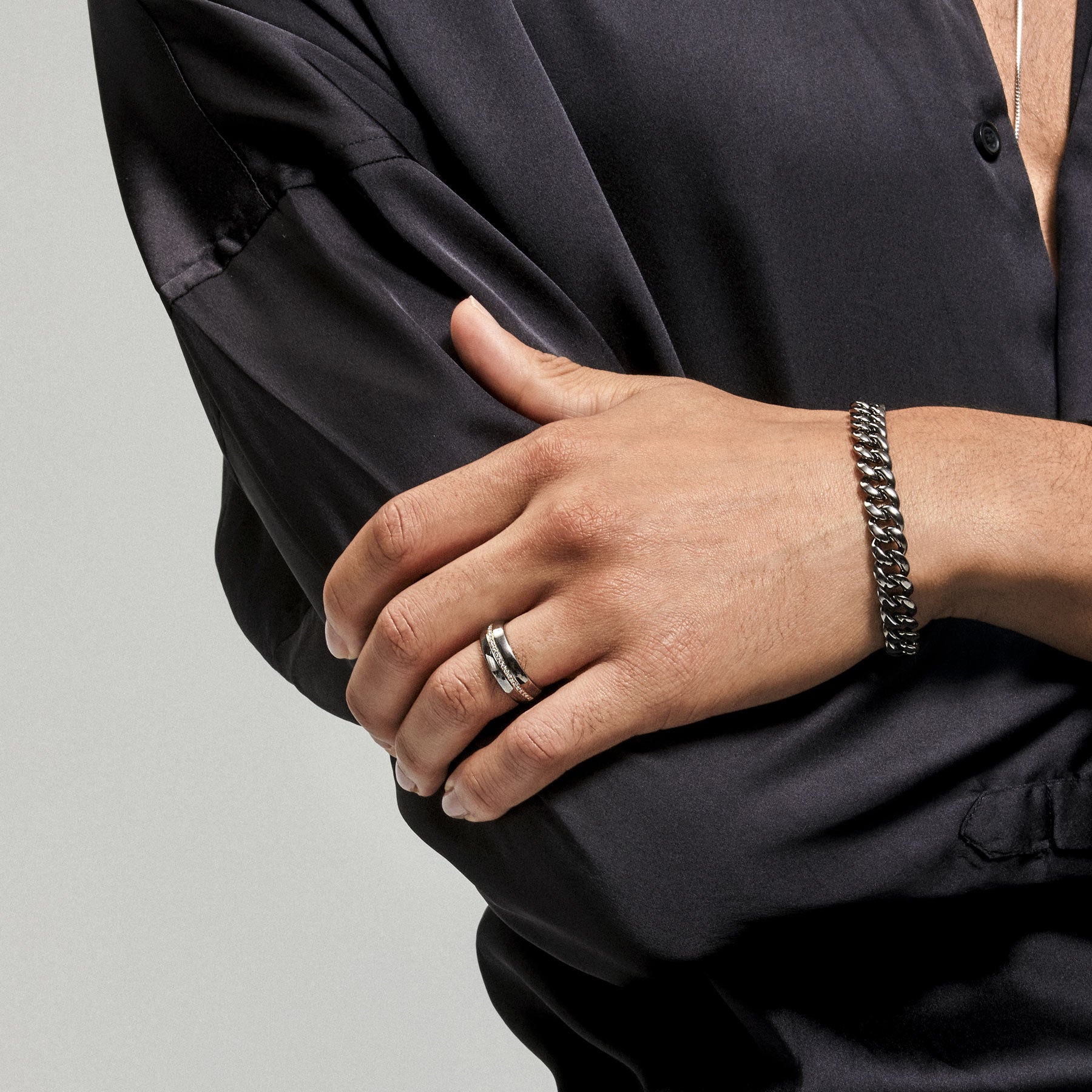 14KT Black Rhodium Luxe Yves Chain Link Bracelet