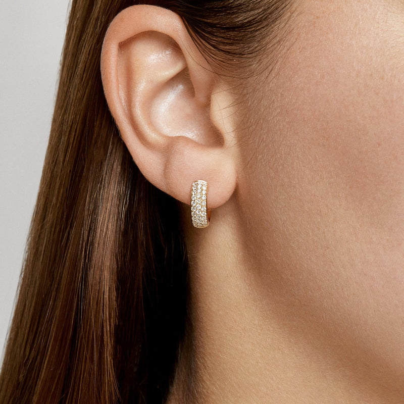 18KT Yellow Gold Diamond Luxe Brooklyn Huggie Earrings