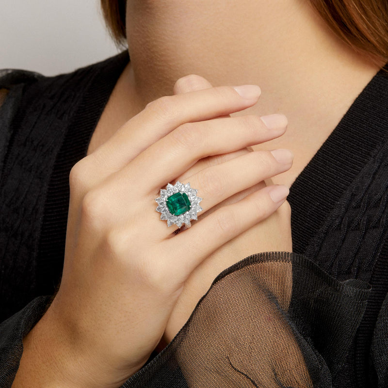 18KT White Gold Emerald Diamond Kapila Ring