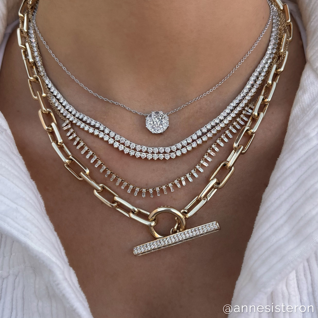 18KT White Gold Diamond Illusion Round Necklace